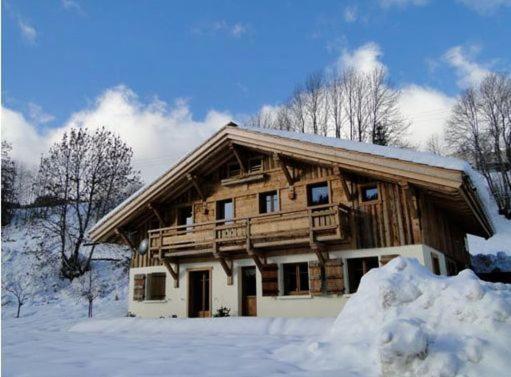 Chez La Fine Bed & Breakfast Les Gets Exterior foto