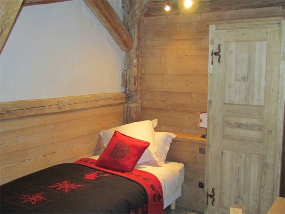 Chez La Fine Bed & Breakfast Les Gets Exterior foto
