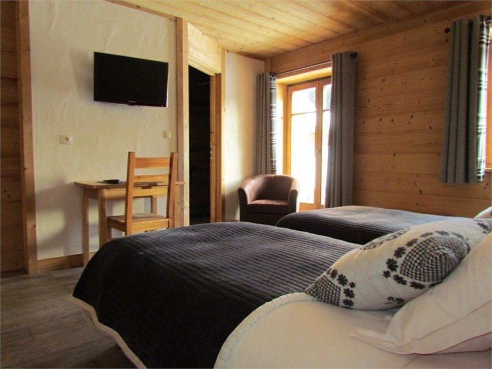 Chez La Fine Bed & Breakfast Les Gets Exterior foto