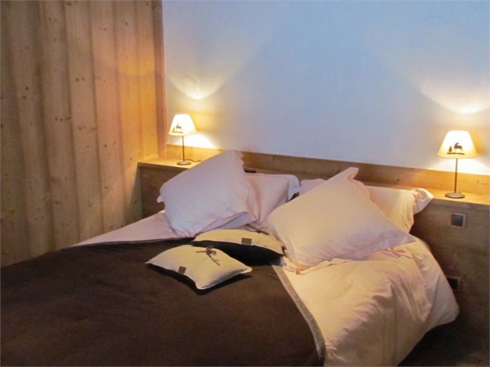 Chez La Fine Bed & Breakfast Les Gets Exterior foto